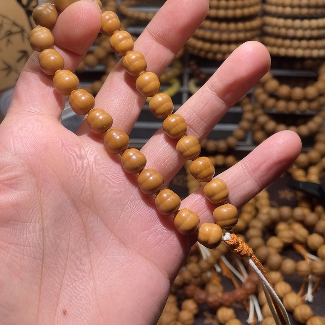 猴头核桃吊坠猴头雕刻葫芦