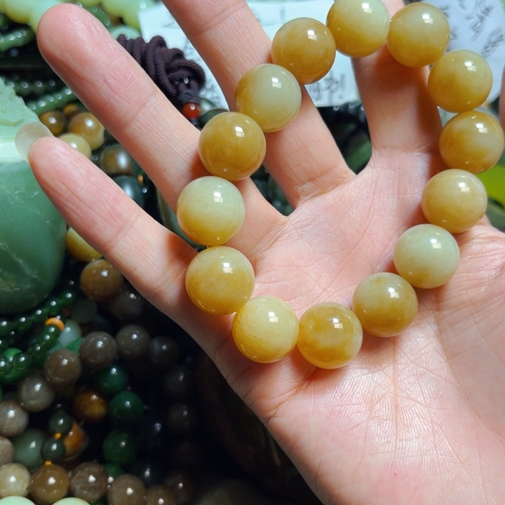 岫岩老玉（透闪石质玉）手链未镶嵌