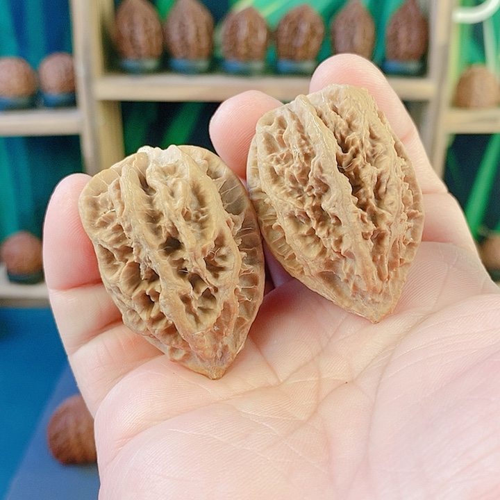 吊坠文玩核桃035图腾36尺