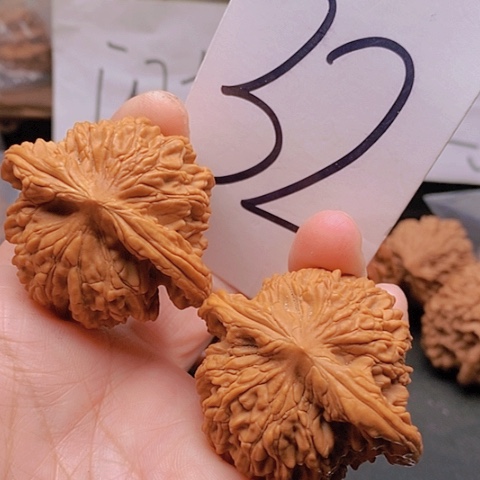 吊坠桃核48矮壮麦虎