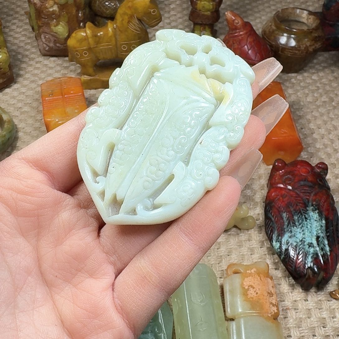 白玉菩提吊坠挂件