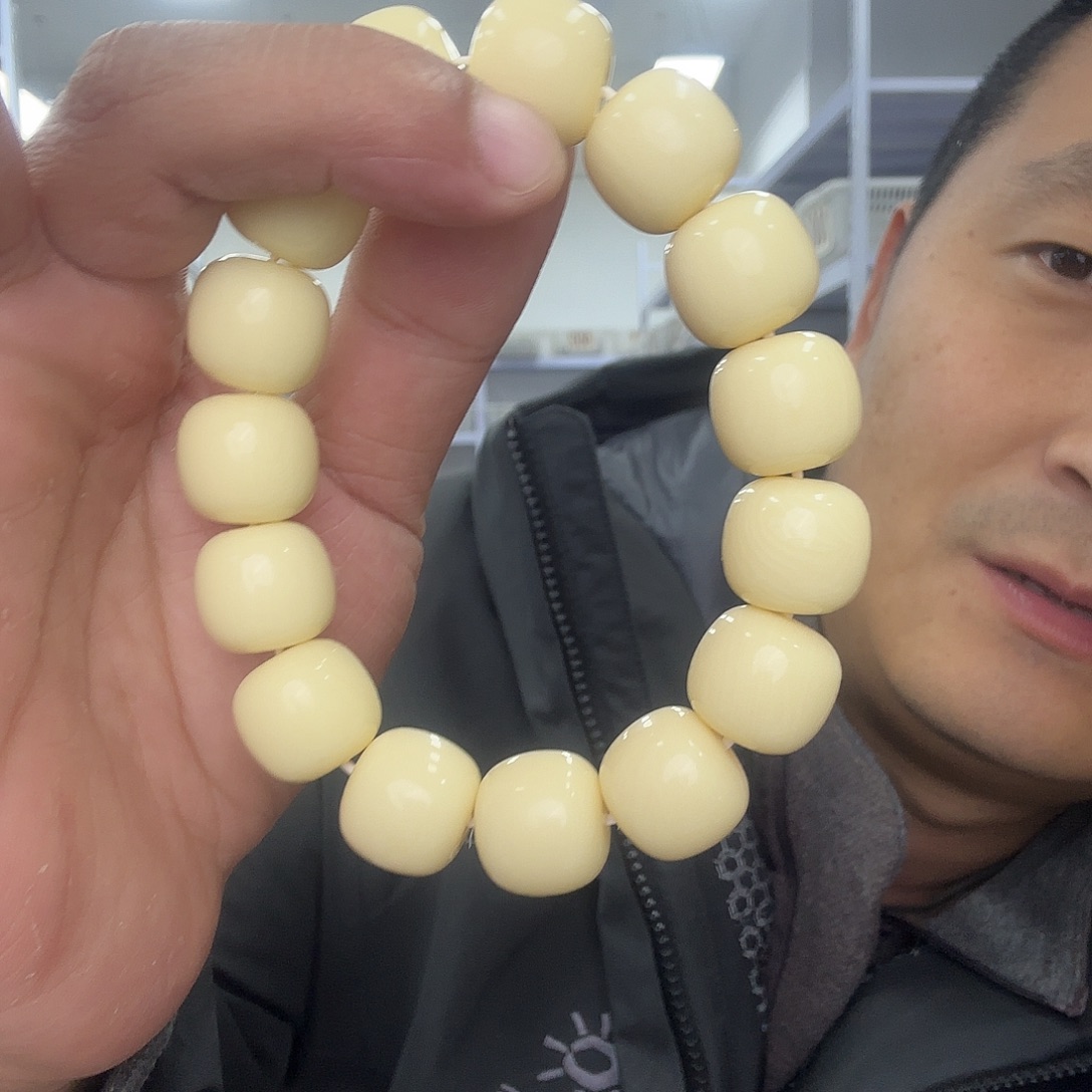 白玉菩提手串16老邢润润