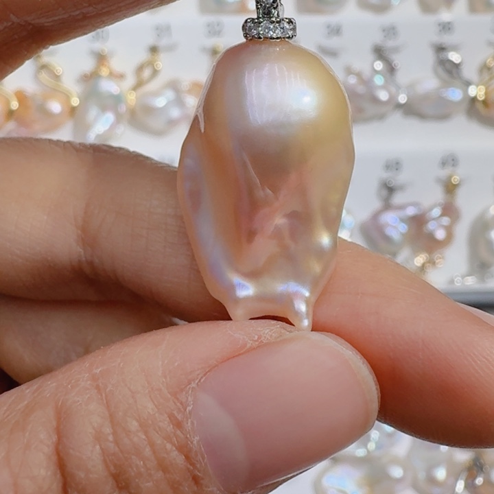 未镶嵌淡水珍珠颈饰