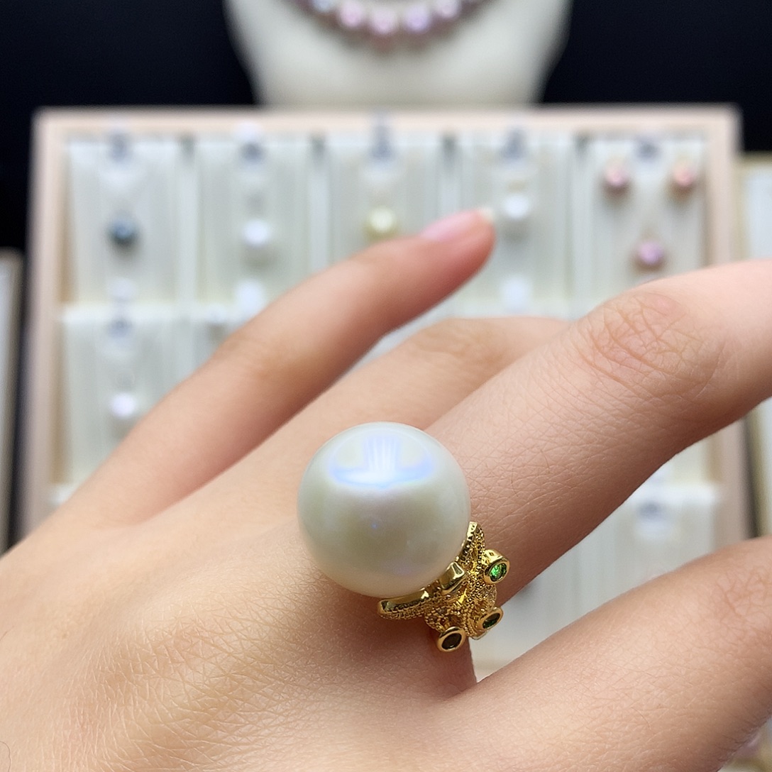 合金淡水珍珠颈饰