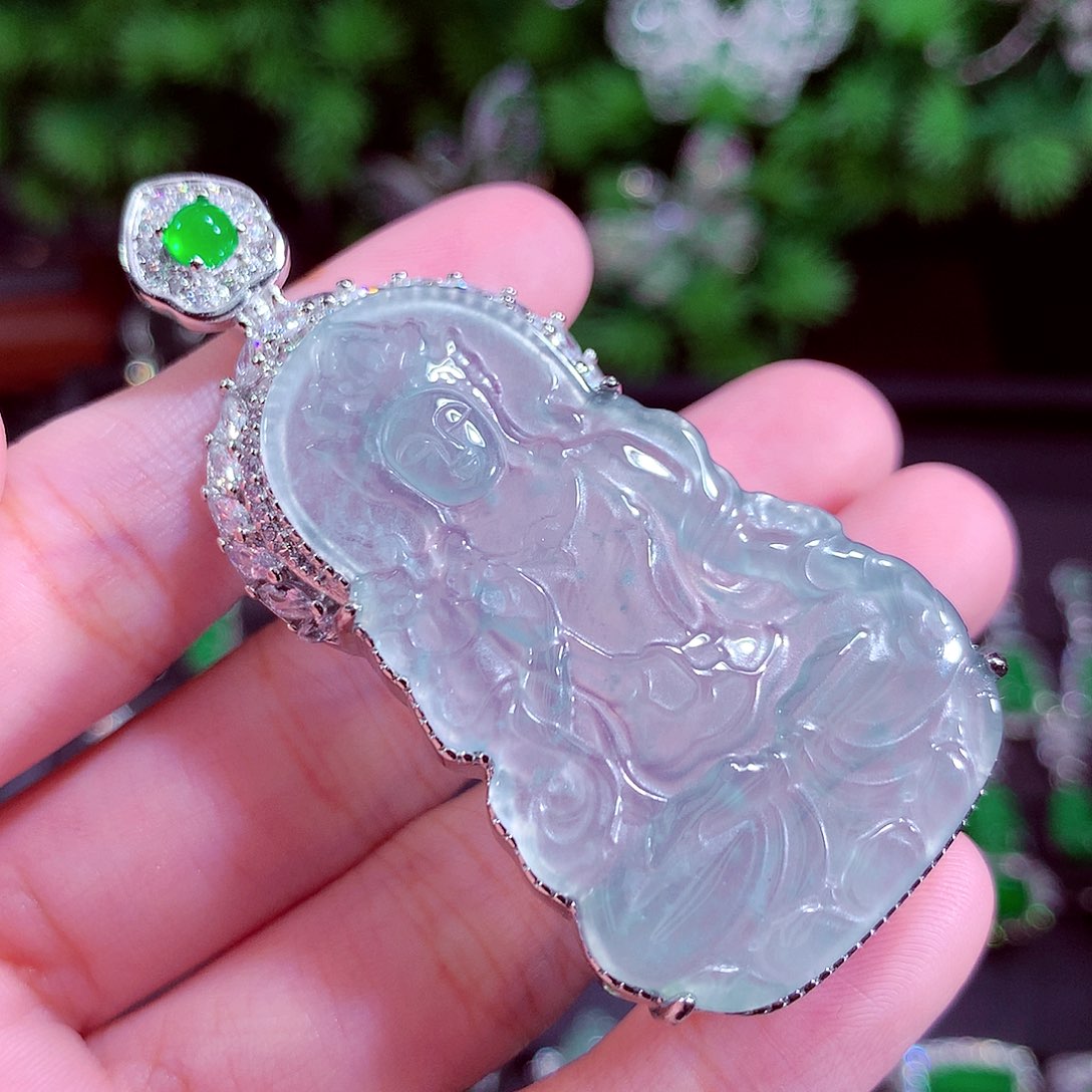 颈饰未镶嵌翡翠天然