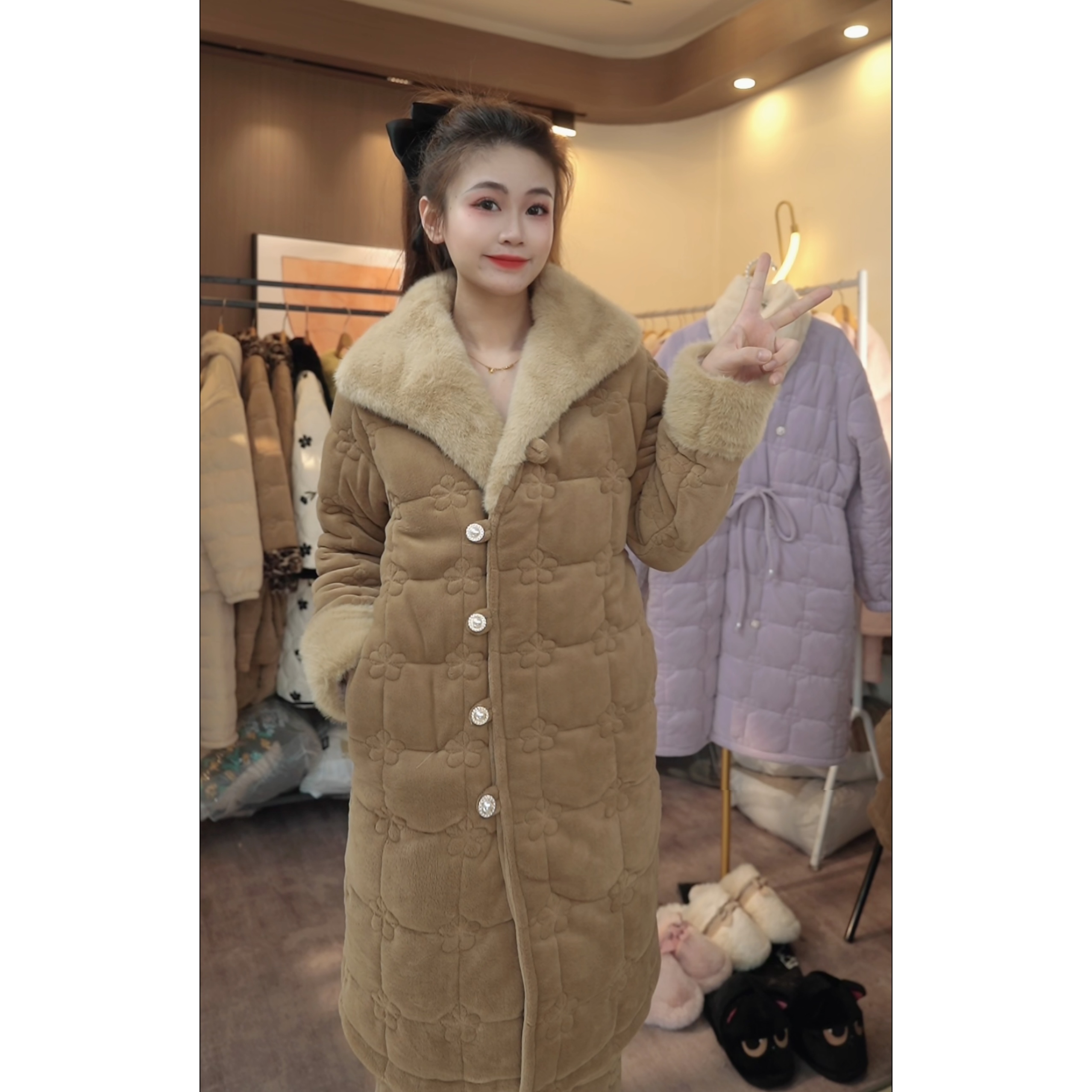 【秀秀家】冬季上新《长款富贵咖》三层夹棉加绒加厚睡衣套装家居服