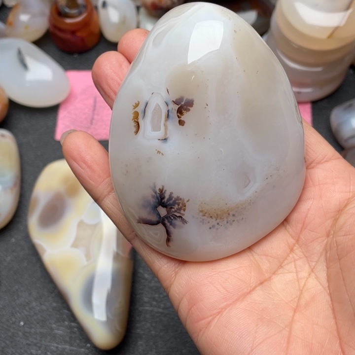 用***0玛瑙/玉髓未镶嵌玉髓马达加斯加玉髓玛瑙