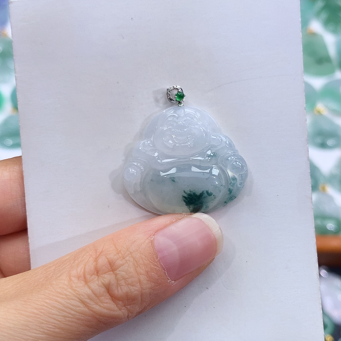 翡翠18K金镶嵌颈饰翡翠吊坠