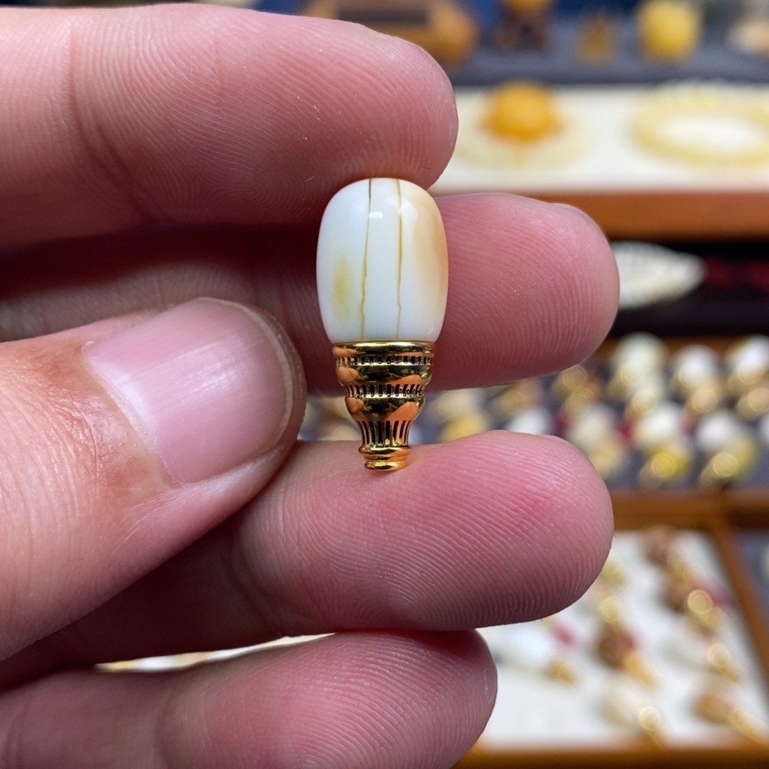 蜜蜡未镶嵌裸石配饰三通尺寸10