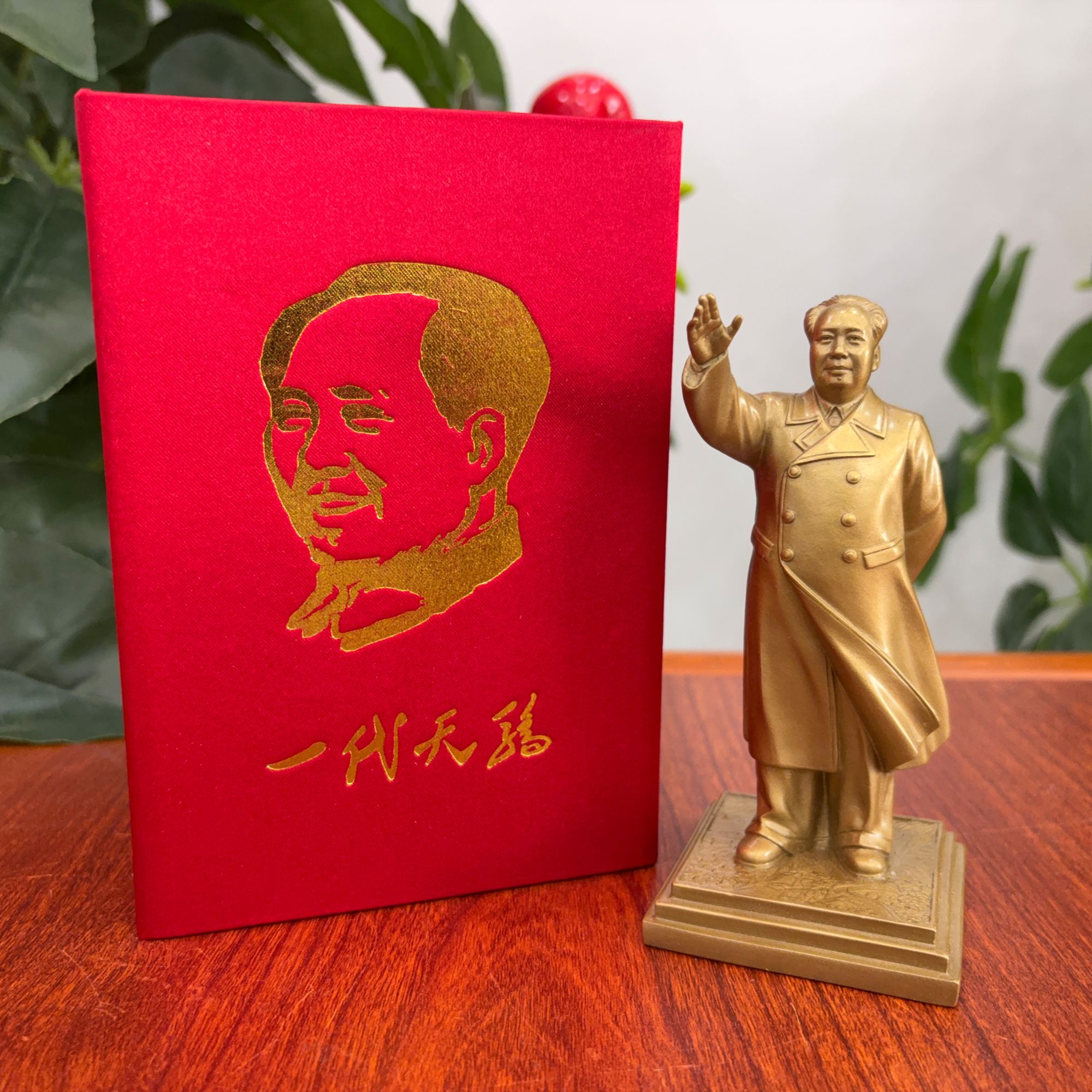 毛主席摆像挥手铜像摆件办公室纯铜网红家居装饰品雕塑伟人雕像