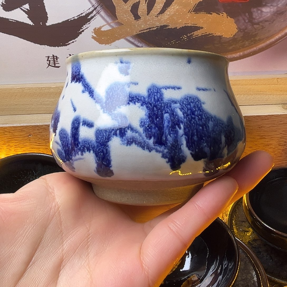 茶盏我是小猫啊哈喽我