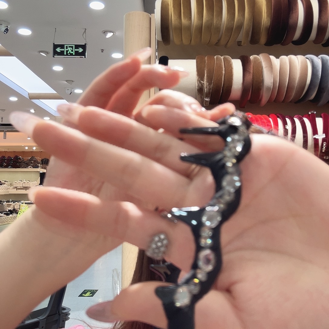 皮质铁合金黑色细钻