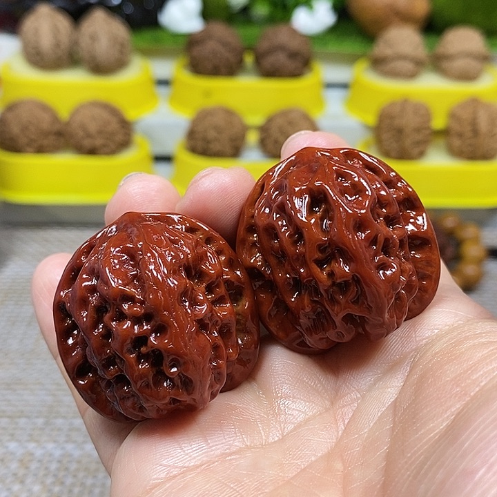 文玩核桃把件野狼