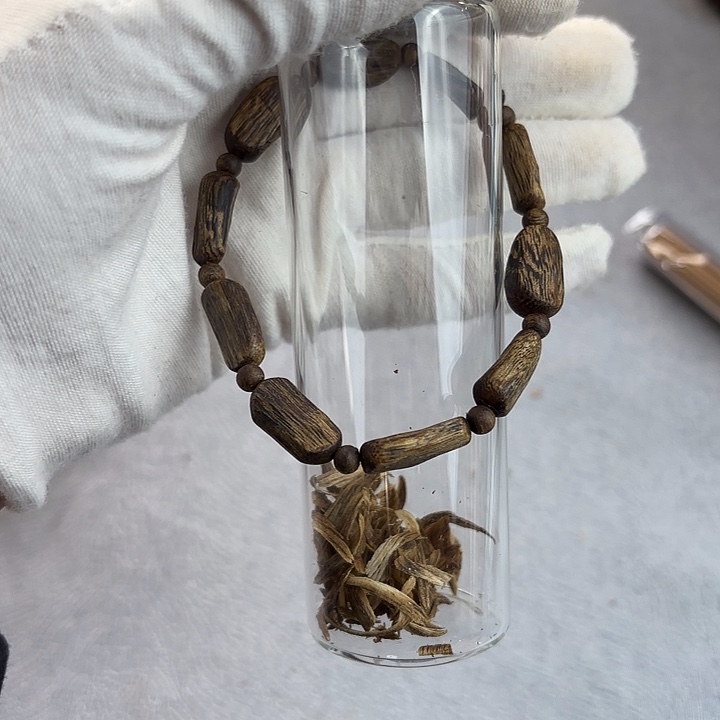 沉香碎屑沉香奇楠沉香随形单圈多样性发一