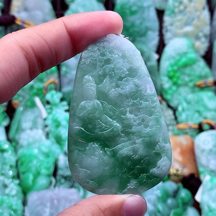 翡翠吊坠(不含链)未镶嵌