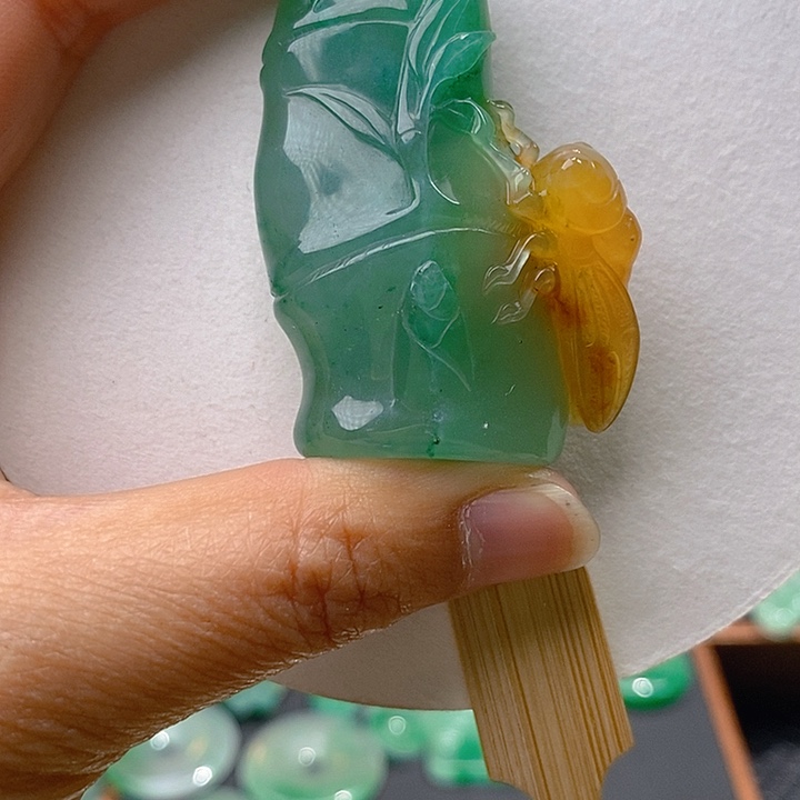 石英质玉挂件未镶嵌愛****°