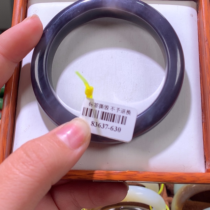 和田玉手镯未镶嵌56