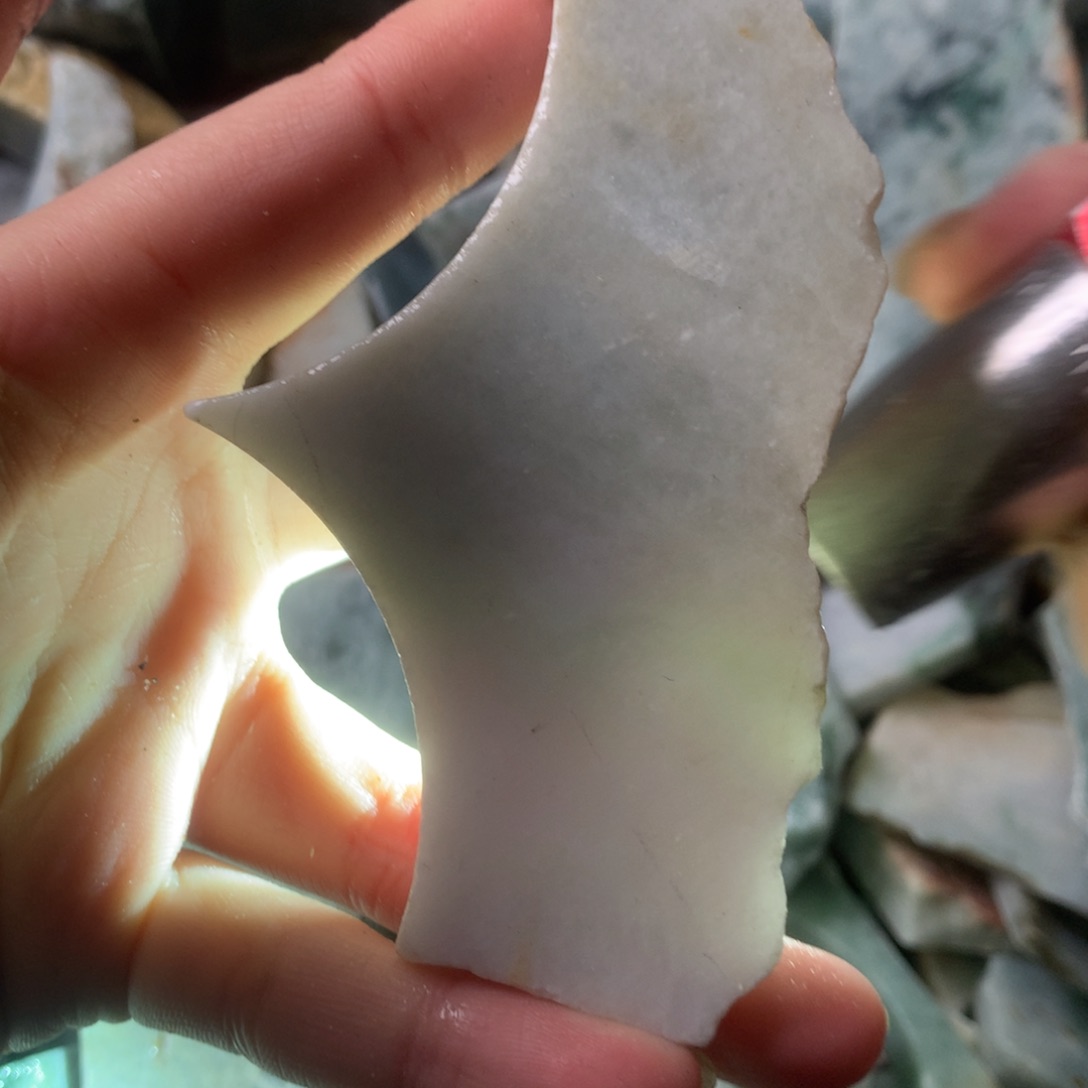 翡翠颈饰未镶嵌缅甸翡翠