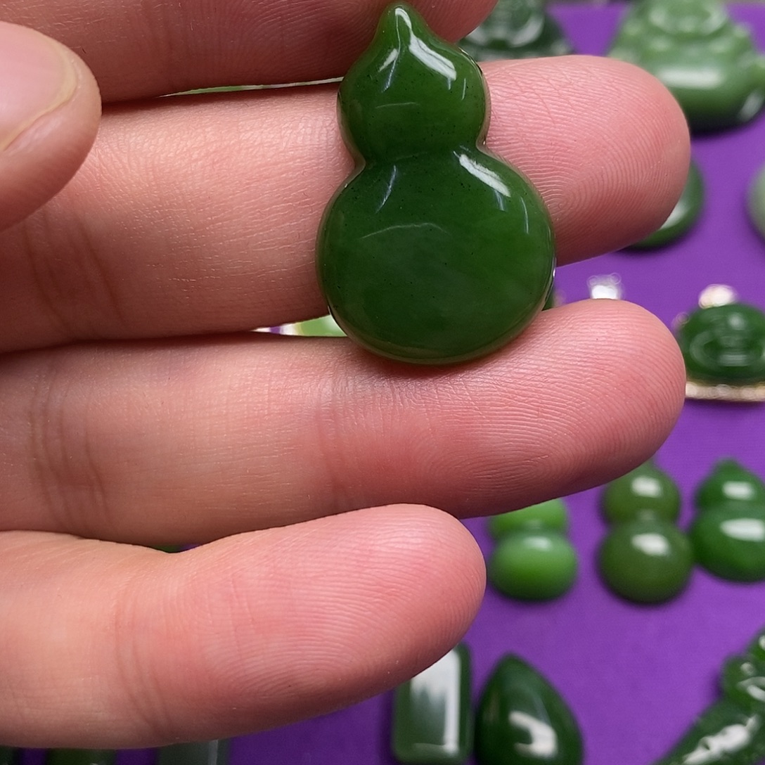 和田玉（碧玉）未镶嵌吊坠(不含链)