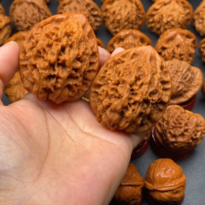 【闪购商品】文玩核桃把件45官帽