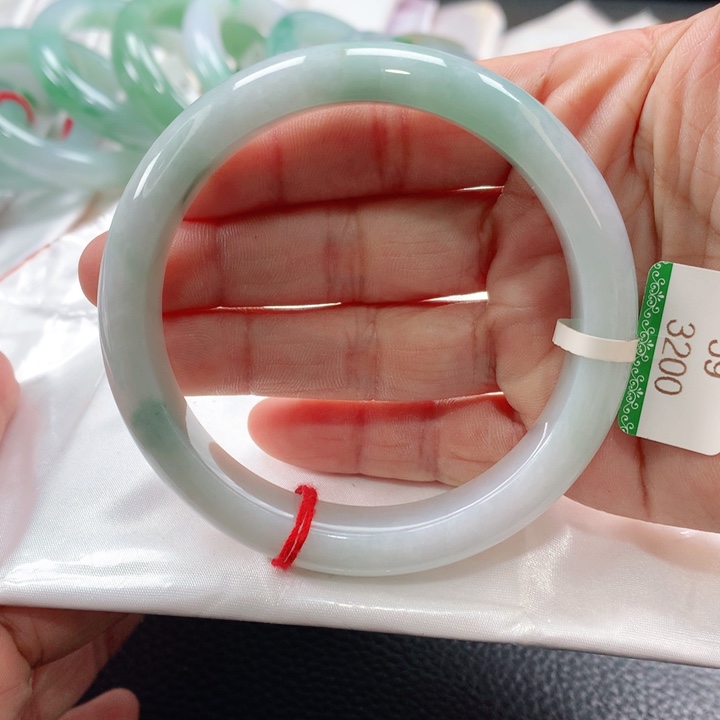 翡翠手镯未镶嵌59596050