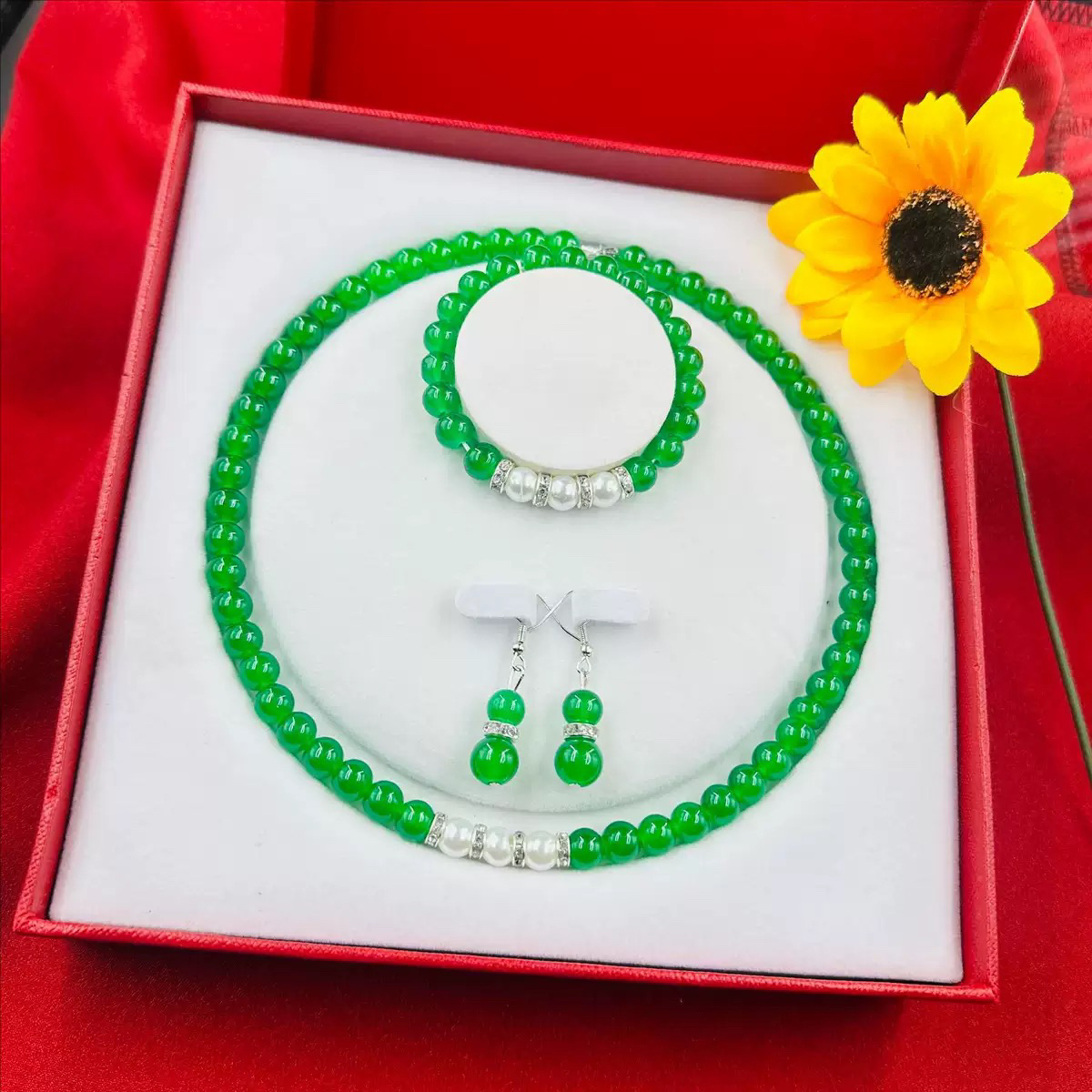 C122精品手串  有礼盒