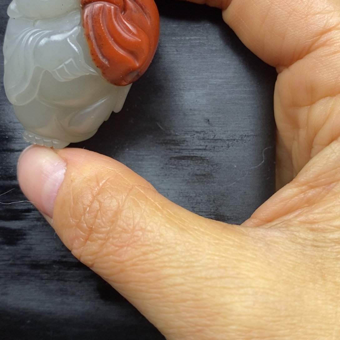 石英质玉（黄龙玉）颈饰未镶嵌