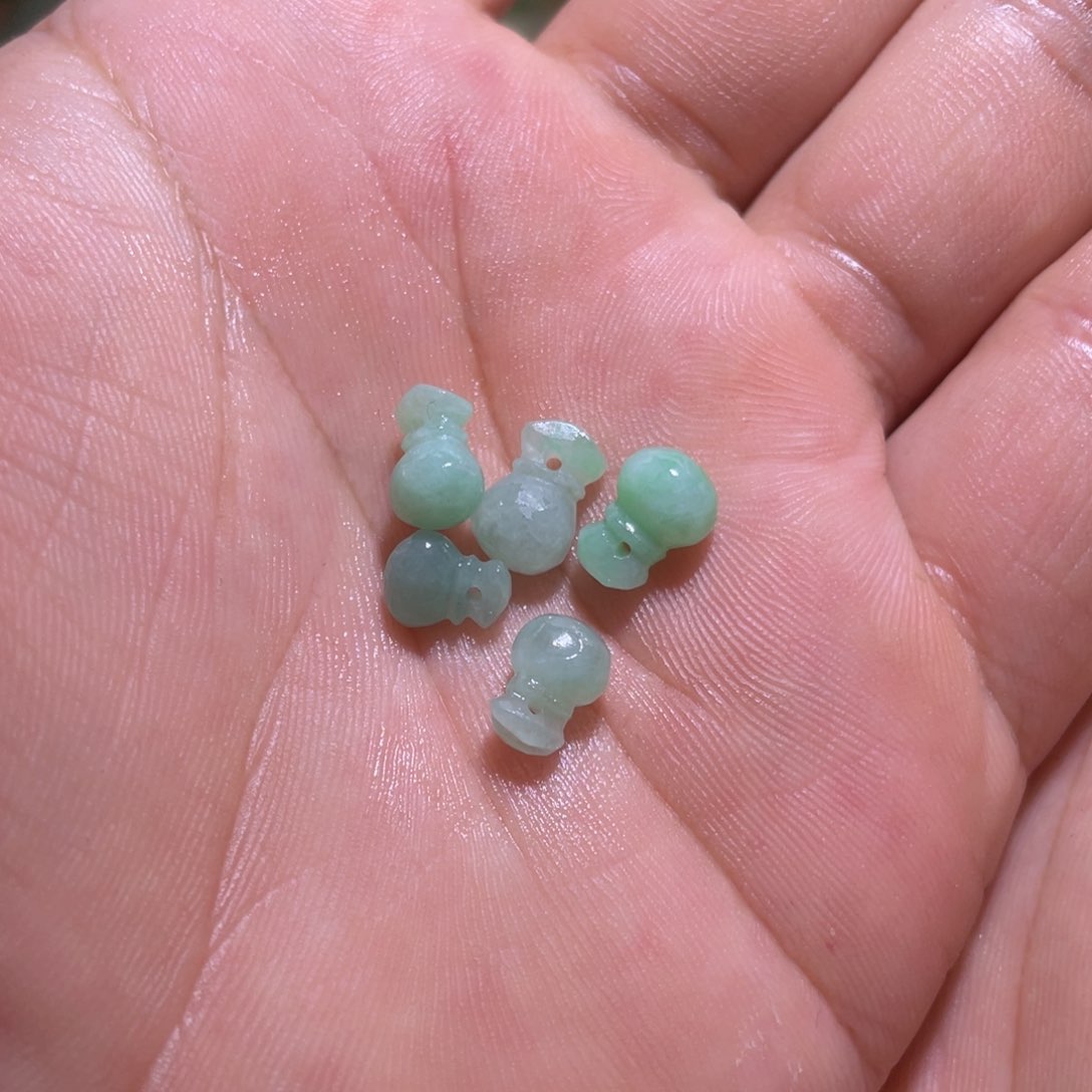 定制翡翠未镶嵌小钱袋