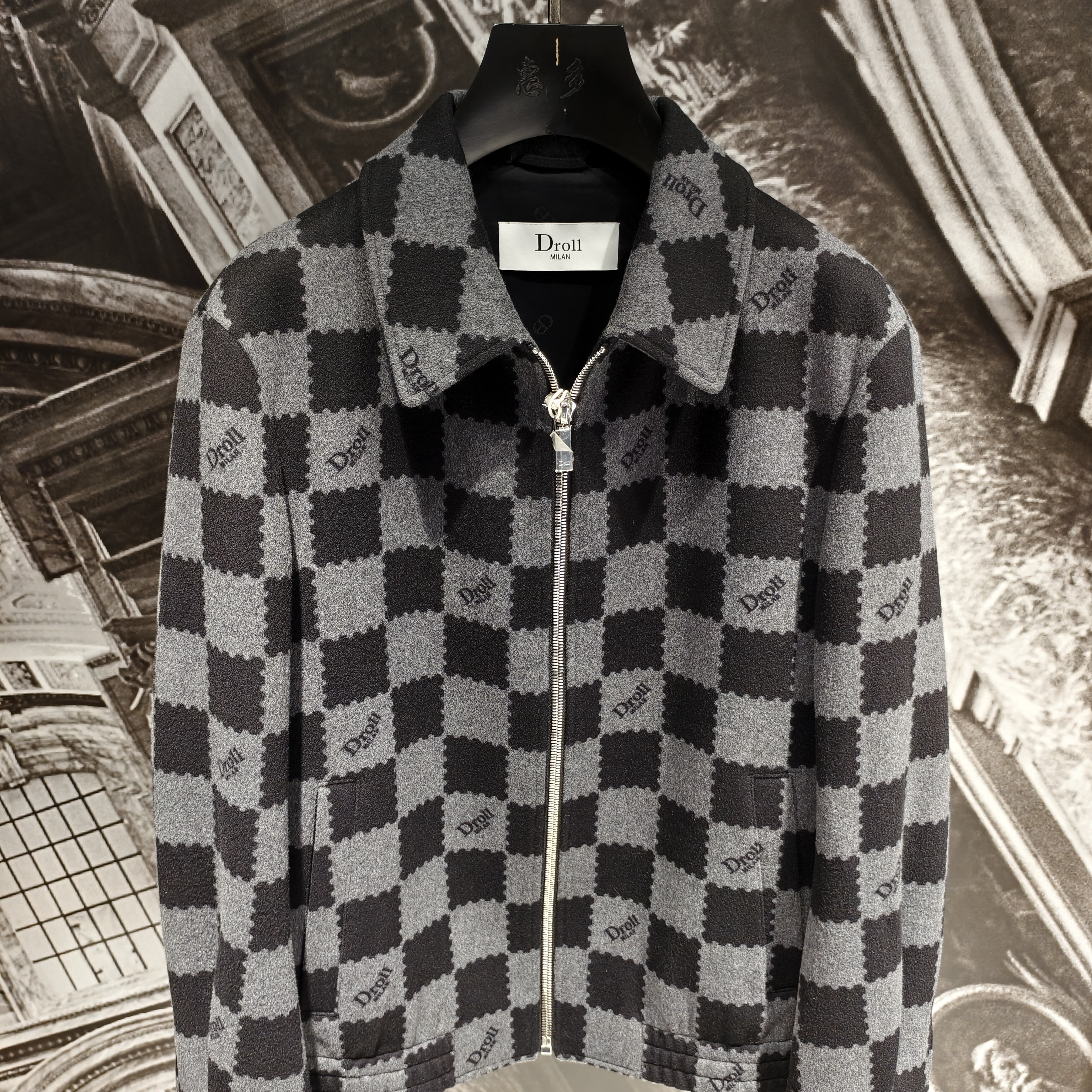 DR男士翻领秋冬经典棋盘格短款大衣