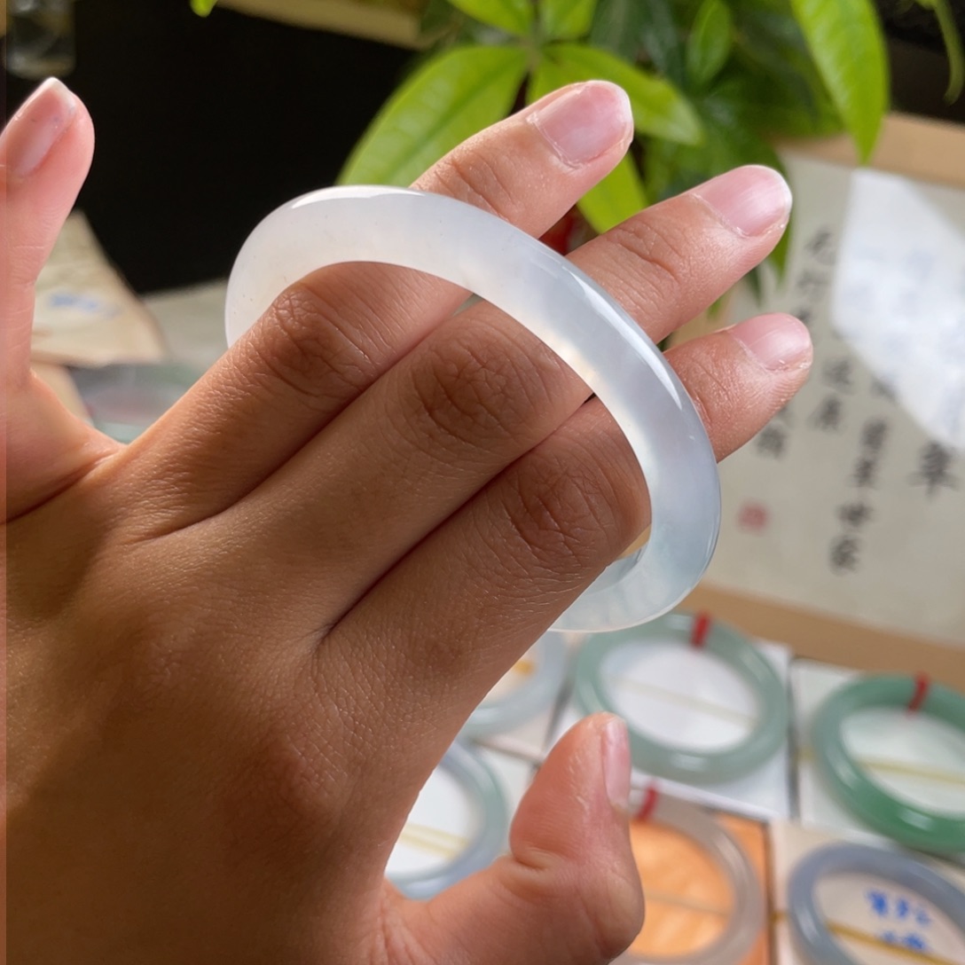 翡翠手镯未镶嵌翡翠手镯51.5贵妃