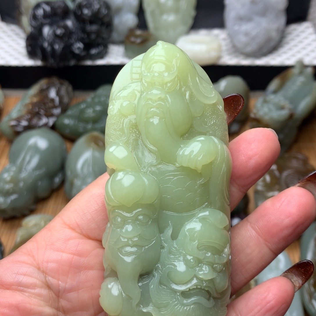 和田玉把件未镶嵌赤*