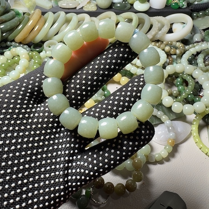 和田玉未镶嵌手链卡13