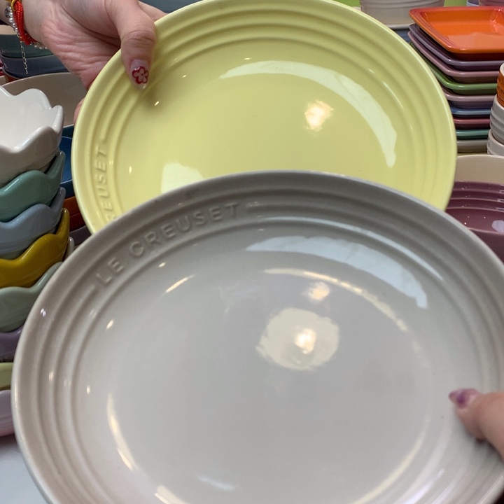 瓷片微瑕9英寸温哥华盘2只