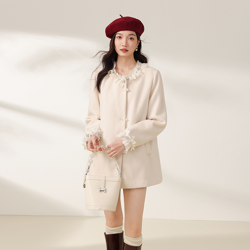 爱客秋冬中长款千金风毛呢外套气质国风女装休闲上衣RL25148W001