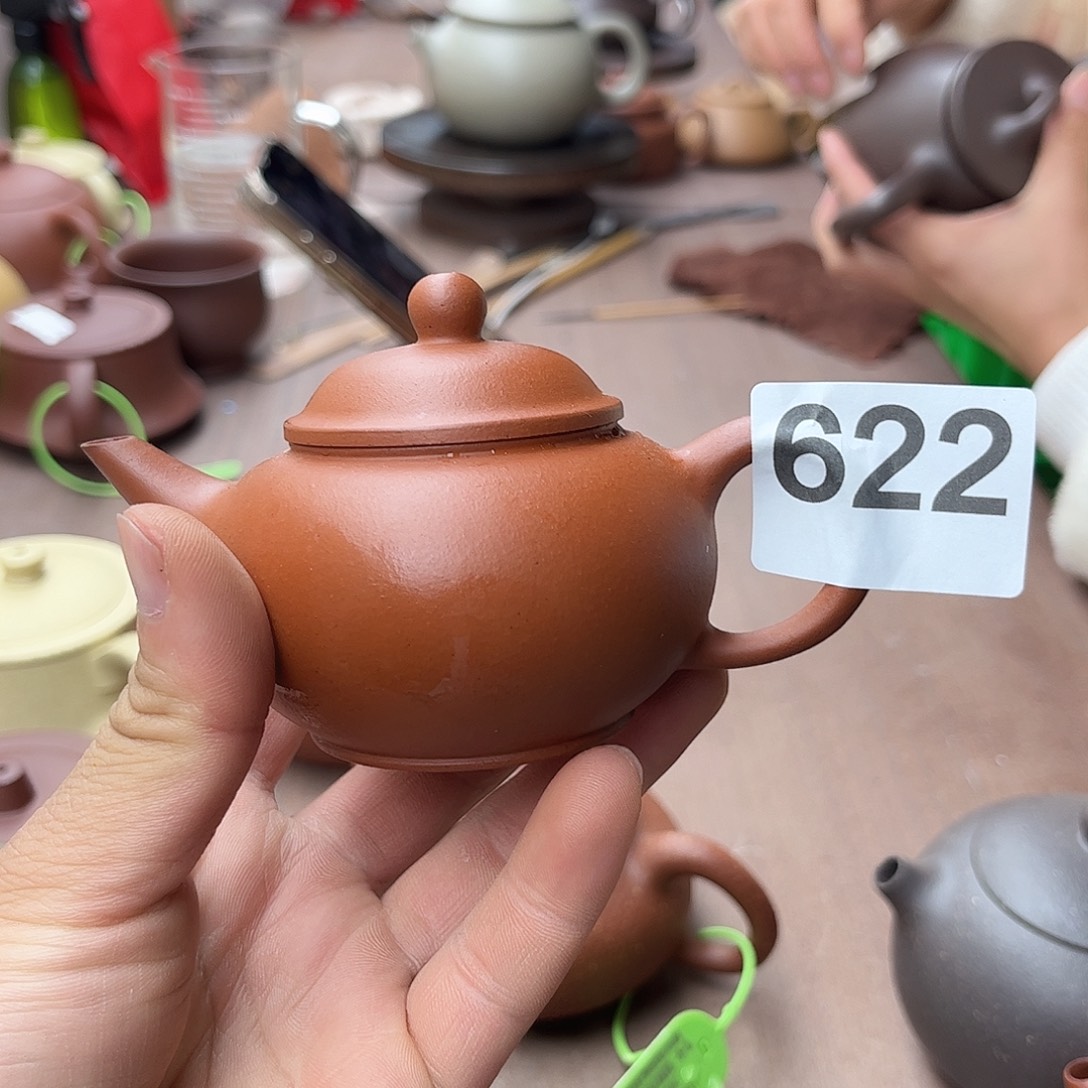 紫砂茶壶小红泥水平120左右瑕疵