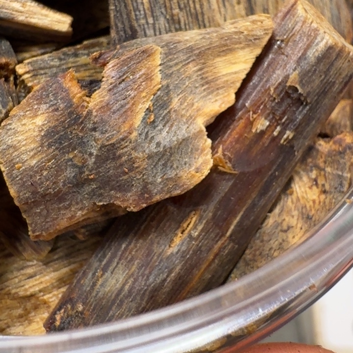 ****吟沉香沉香碎屑棋楠老白棋高端树心油块料227克