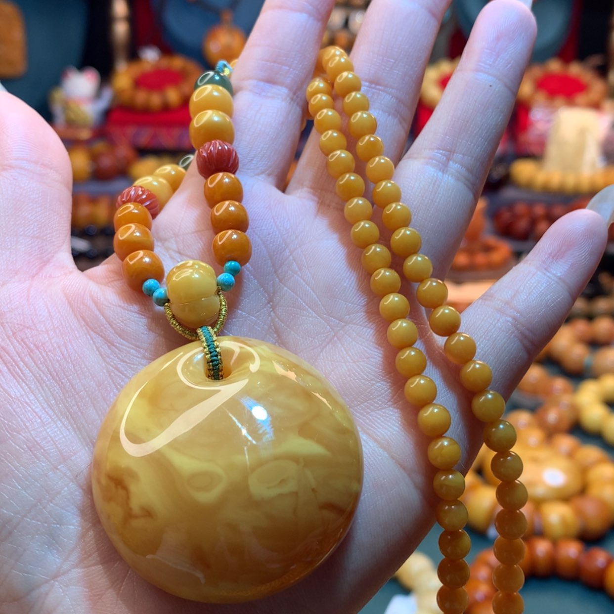 【闪购商品】蜜蜡吊坠(赠链)未镶嵌