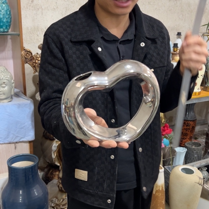 瓶高度18厘米口径4厘米微瑕捡漏