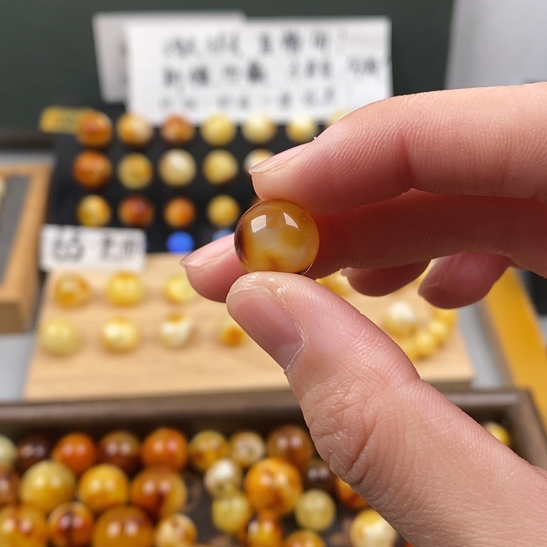 蜜蜡未镶嵌珠宝奇石蜜蜡