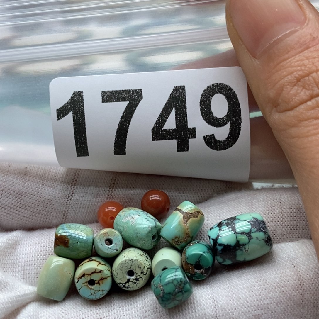 南红玛瑙颈饰未镶嵌