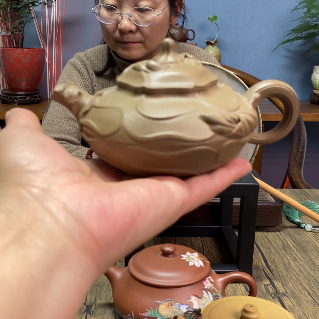 段泥茶壶蟹壳青风卷葵