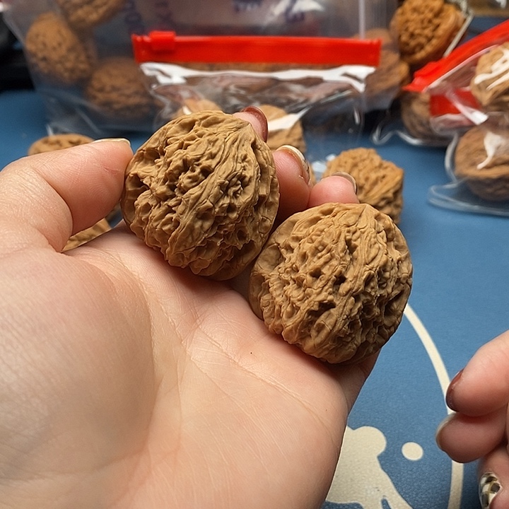 文玩核桃把件南疆