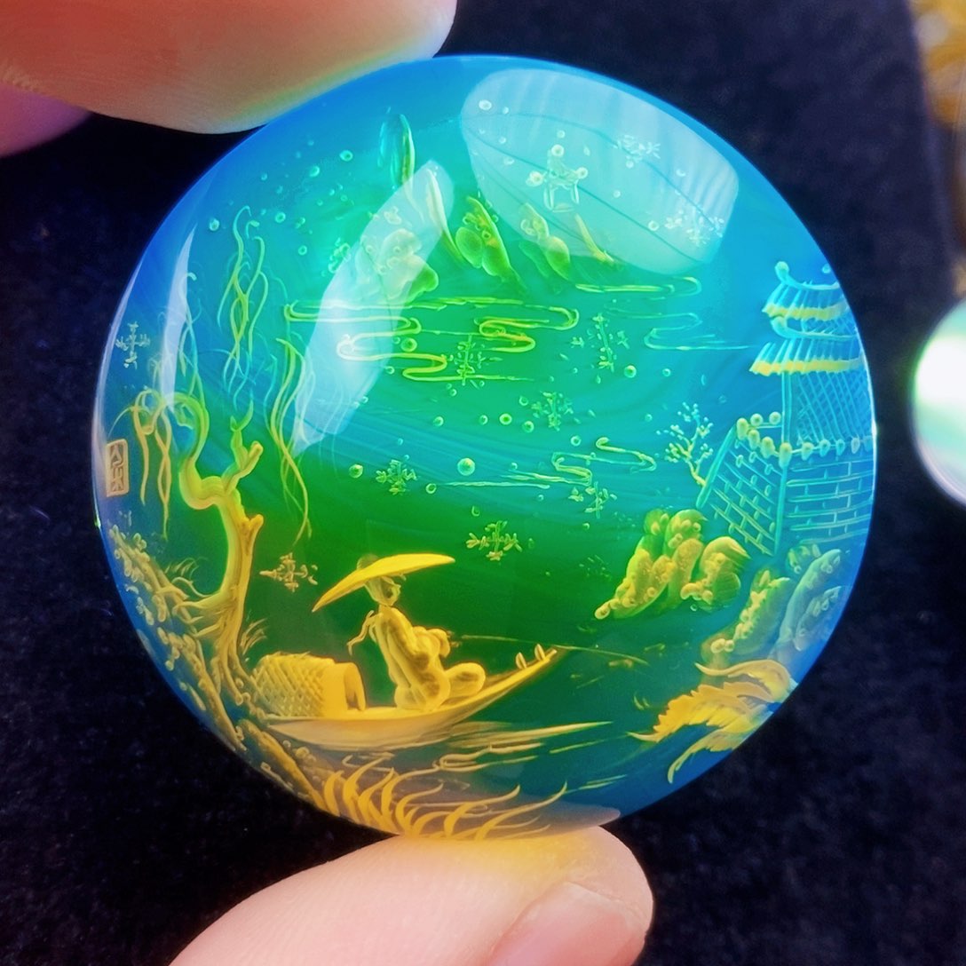 【闪购商品】未镶嵌吊坠(不含链)蓝珀蓝珀阴雕