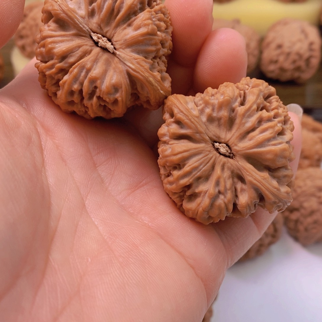 文玩核桃把件空**度