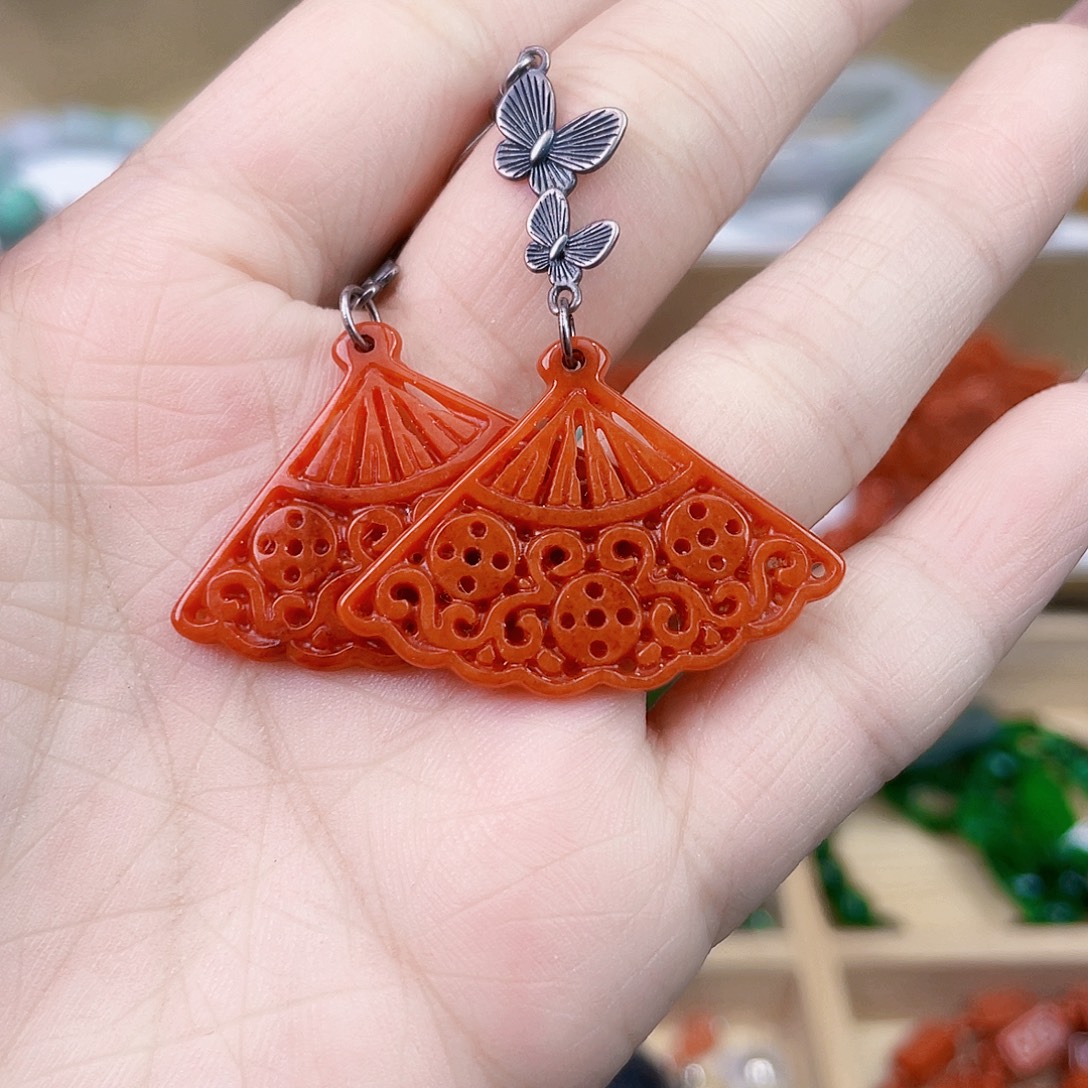 翡翠未镶嵌手链耳坠