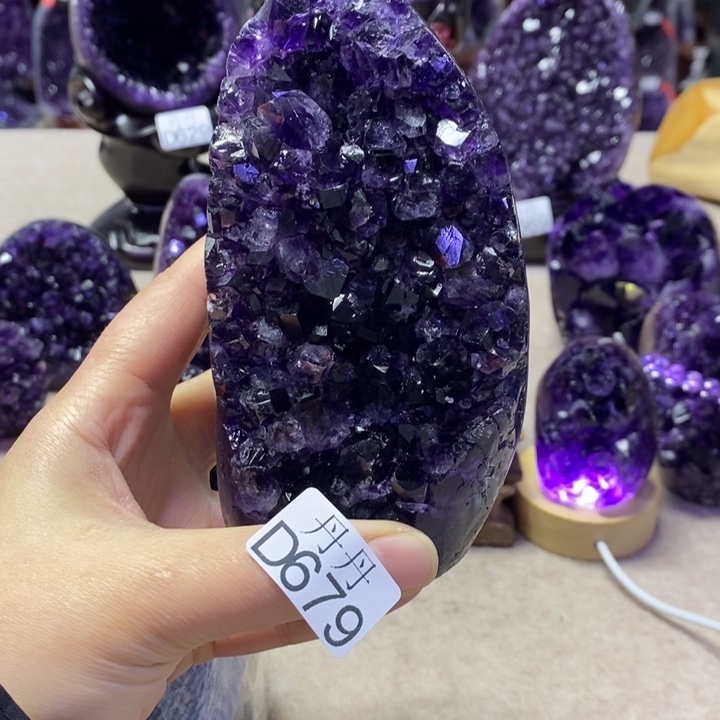 大型摆件（非配饰）未镶嵌水晶