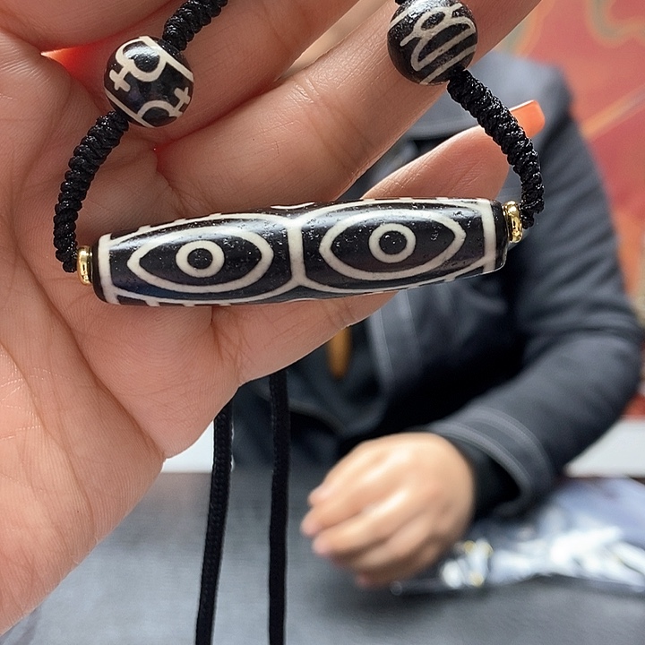 玛瑙/玉髓颈饰合金