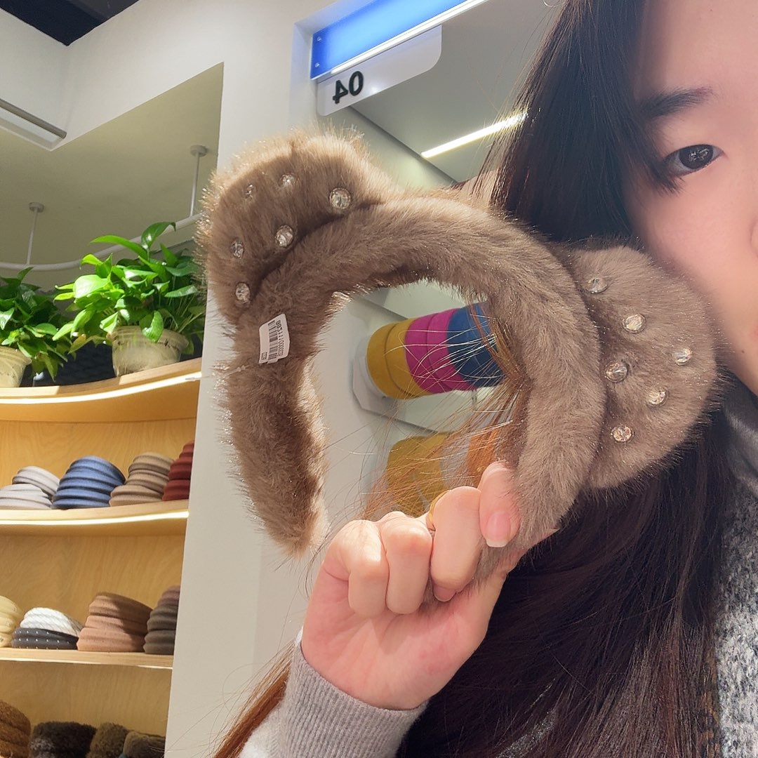 非金属浅色熊熊耳朵