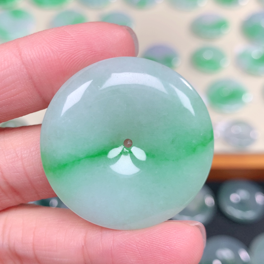 翡翠未镶嵌吊坠(不含链)34.5-6.0