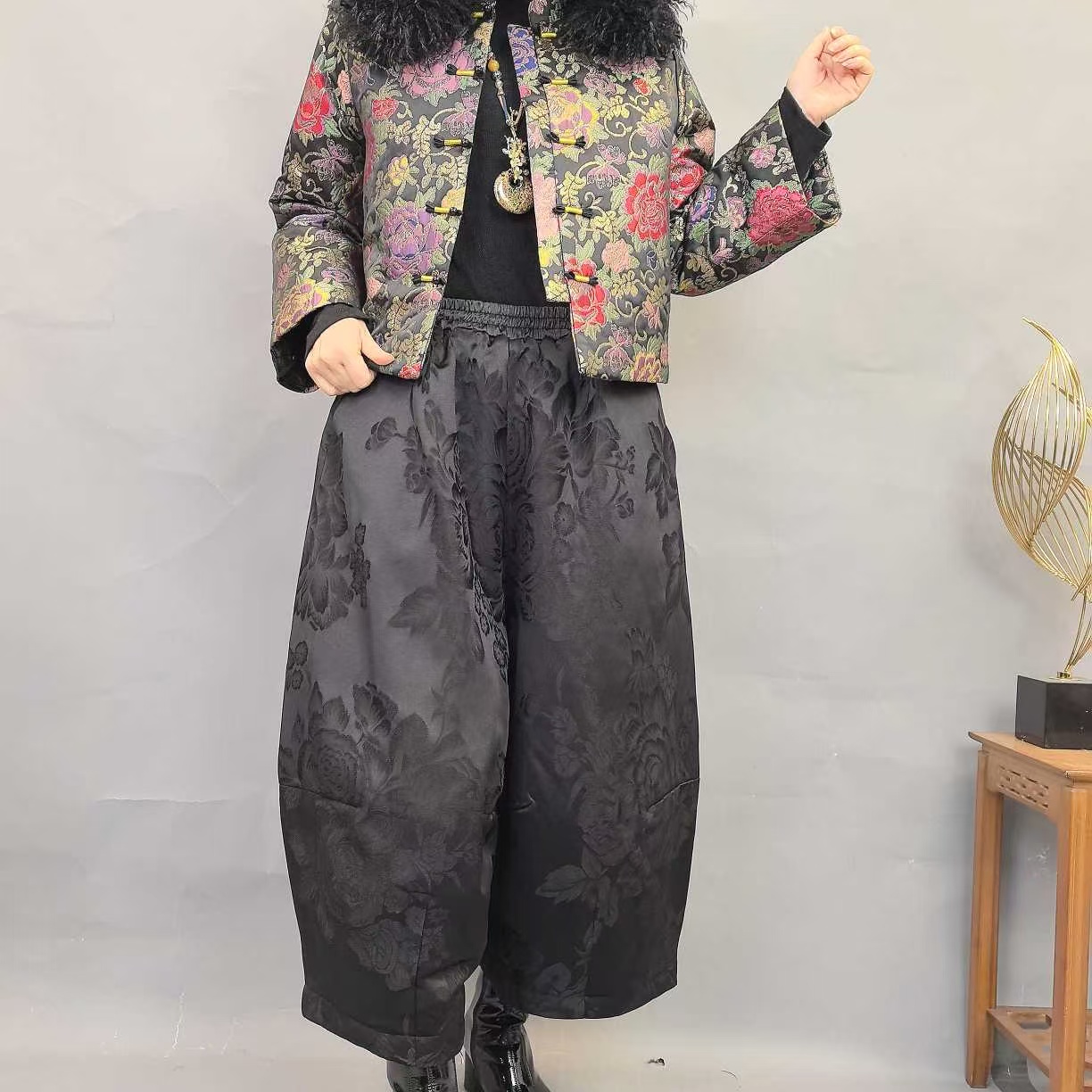 8625-1加棉高端提花厚款宽松女士冬季新款休闲阔腿裤子